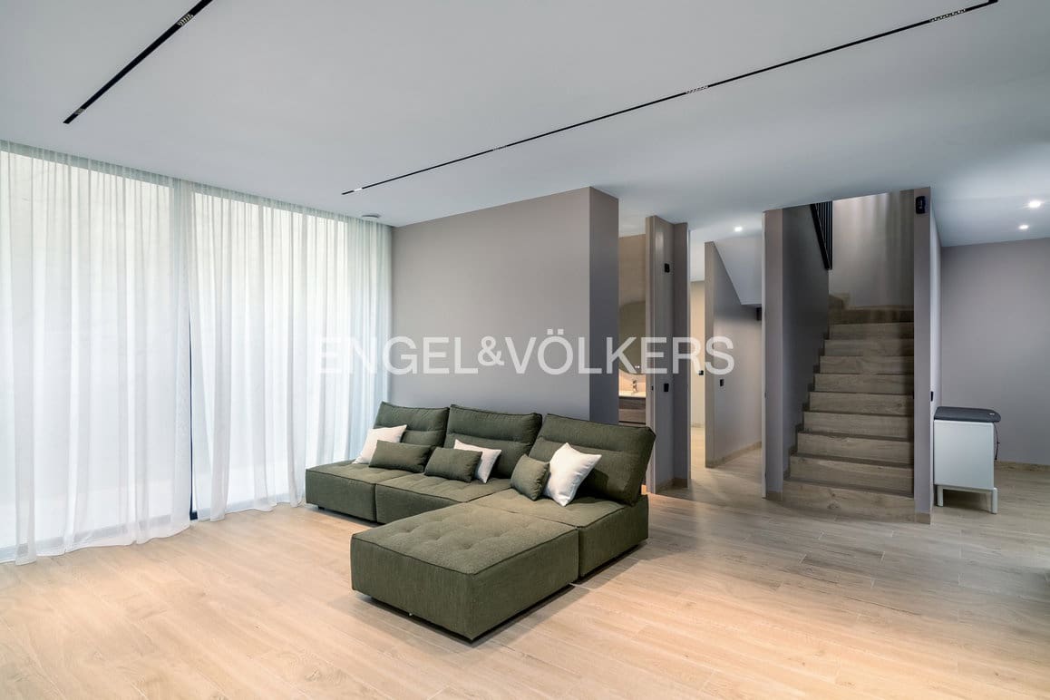 7 chambre Villa/Maison à vendre à Albir avec piscine garage - 1 950 000 € (Ref: 9834818)