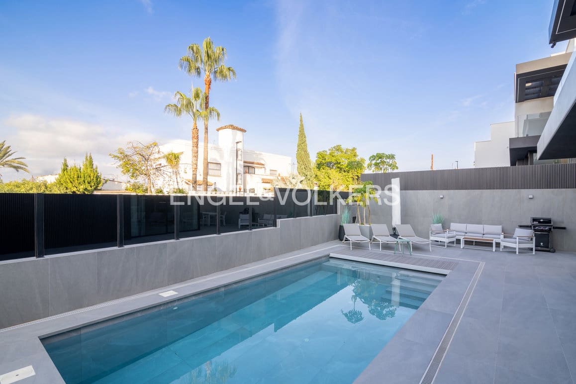 7 chambre Villa/Maison à vendre à Albir avec piscine garage - 1 950 000 € (Ref: 9834818)