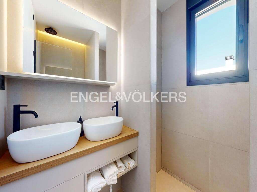 Chalet de 3 habitaciones en Polop en venta con piscina garaje - 860.000 € (Ref: 9838282)