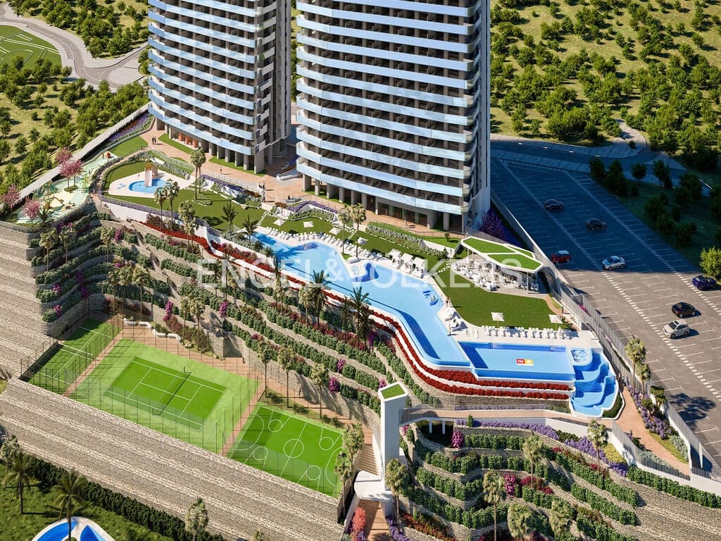 3 bedroom Apartment for sale in Benidorm with pool garage - € 1,495,000 (Ref: 9838428)