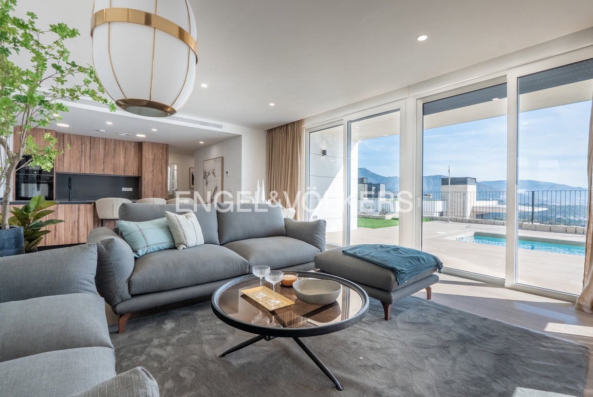 3 slaapkamer Villa te koop in Polop met zwembad garage - € 477.500 (Ref: 9838430)