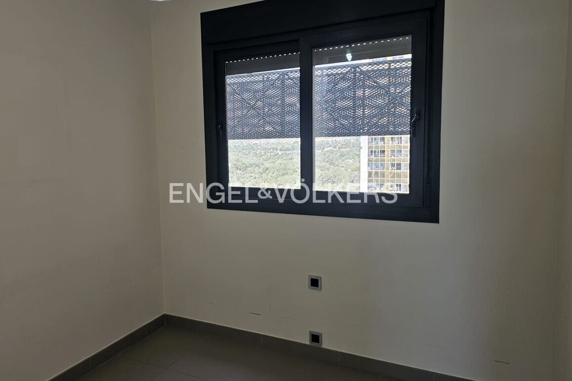 2 bedroom Apartment for rent in Benidorm with pool garage - € 1,650 (Ref: 9841586)