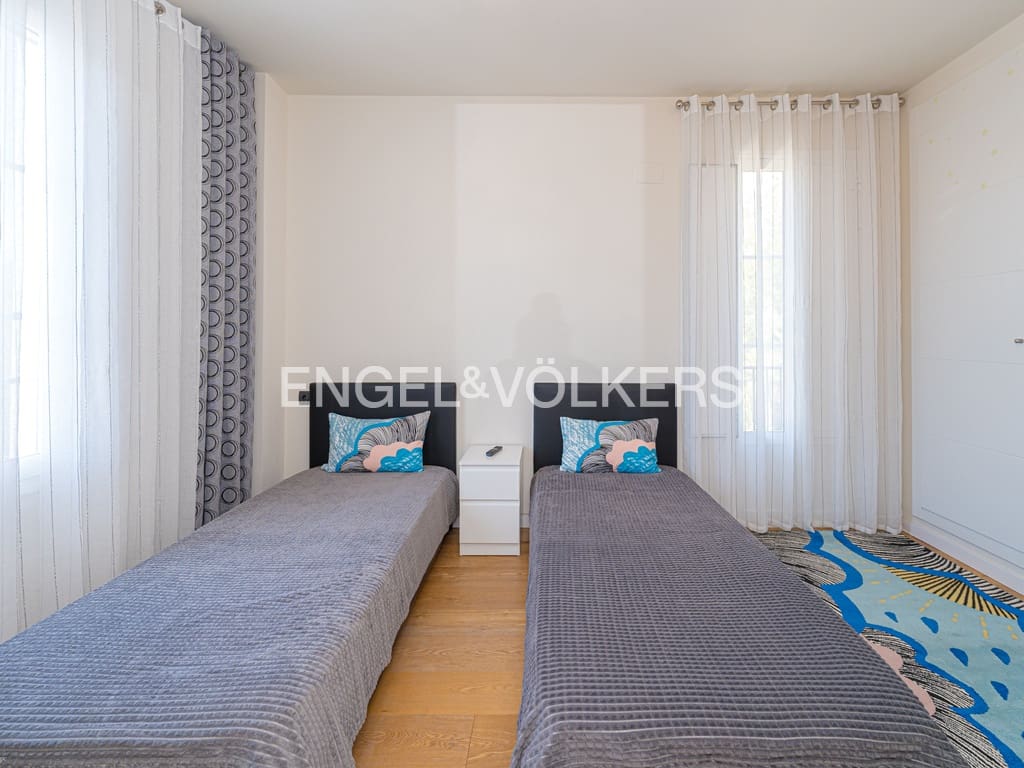 Chalet de 4 habitaciones en Finestrat en venta con piscina garaje - 810.000 € (Ref: 9841867)