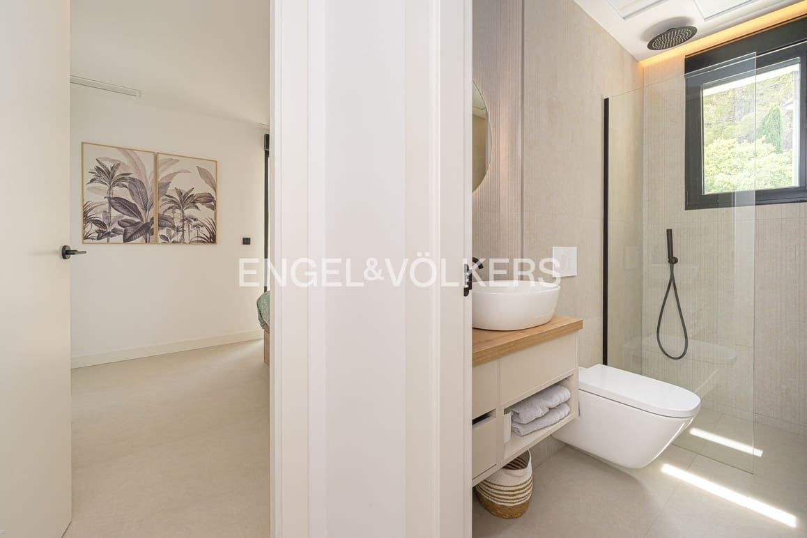 3 bedroom Villa for sale in Polop with pool garage - € 795,000 (Ref: 9848229)