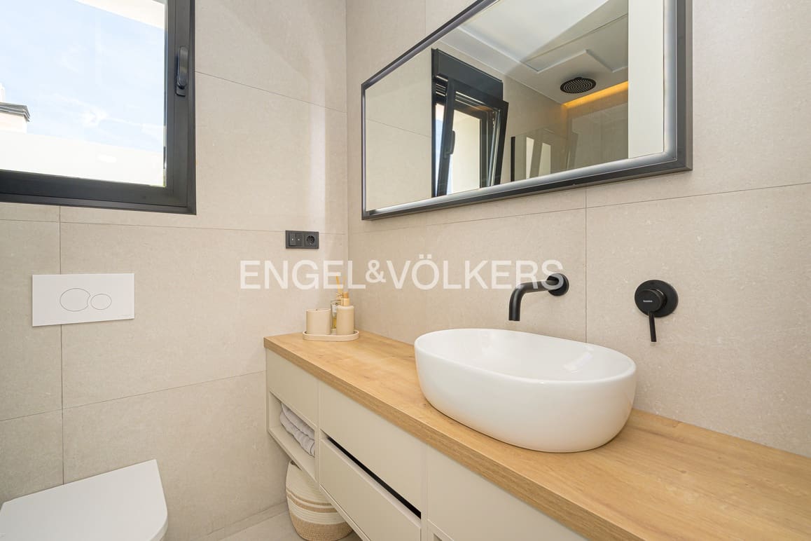 3 bedroom Villa for sale in Polop with pool garage - € 795,000 (Ref: 9848229)