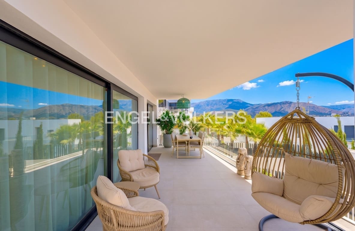 3 bedroom Villa for sale in Polop with pool garage - € 795,000 (Ref: 9848229)