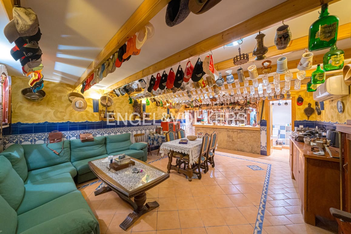 8 soverom Villa til salgs i Alfaz del Pi / L'Alfas del Pi med svømmebasseng garasje - € 1 200 000 (Ref: 9849910)