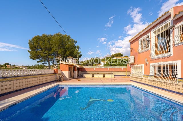 8 chambre Villa/Maison à vendre à Pueblo - Urbanizaciones, Alfaz del Pi / L'Alfàs del Pi avec piscine garage - 1 200 000 € (Ref: 9849910)