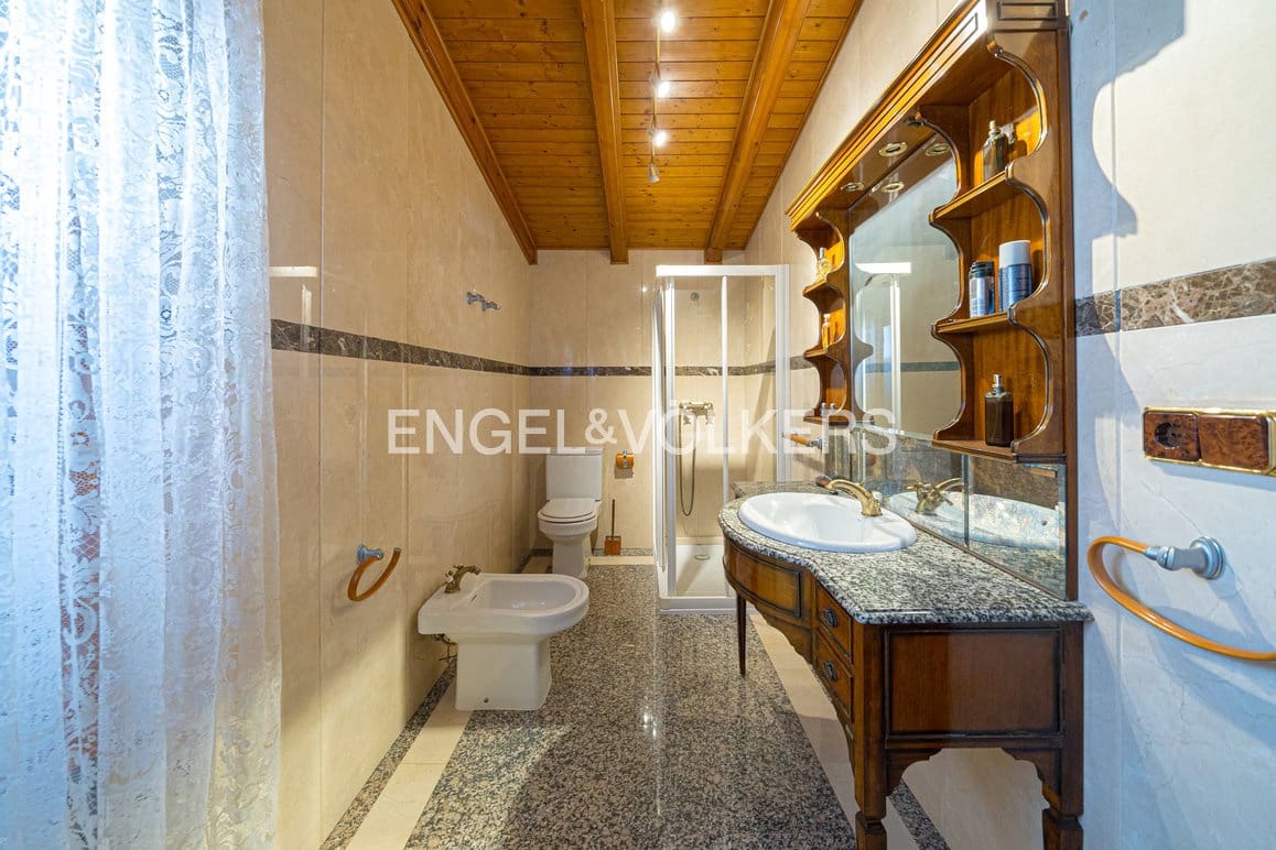 8 chambre Villa/Maison à vendre à Alfaz del Pi / L'Alfas del Pi avec piscine garage - 1 200 000 € (Ref: 9849910)