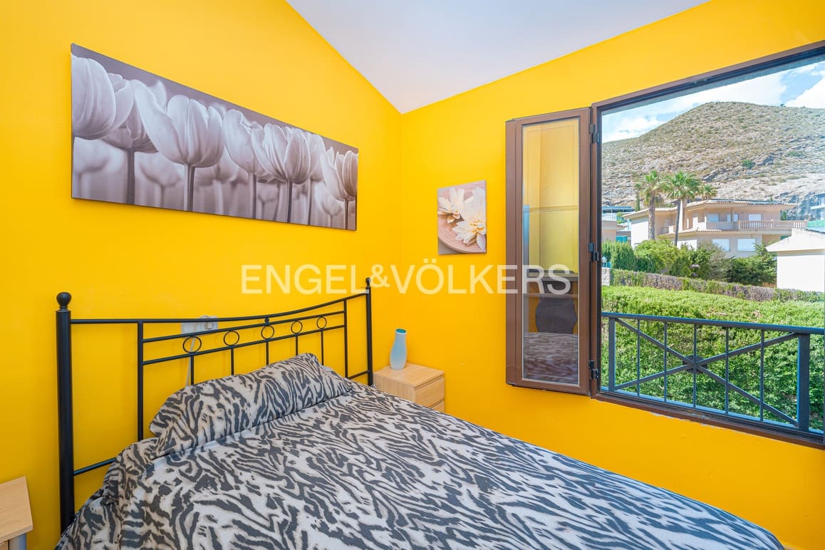 2 soverom Rekkehus til salgs i Finestrat med svømmebasseng garasje - € 329 000 (Ref: 9853046)