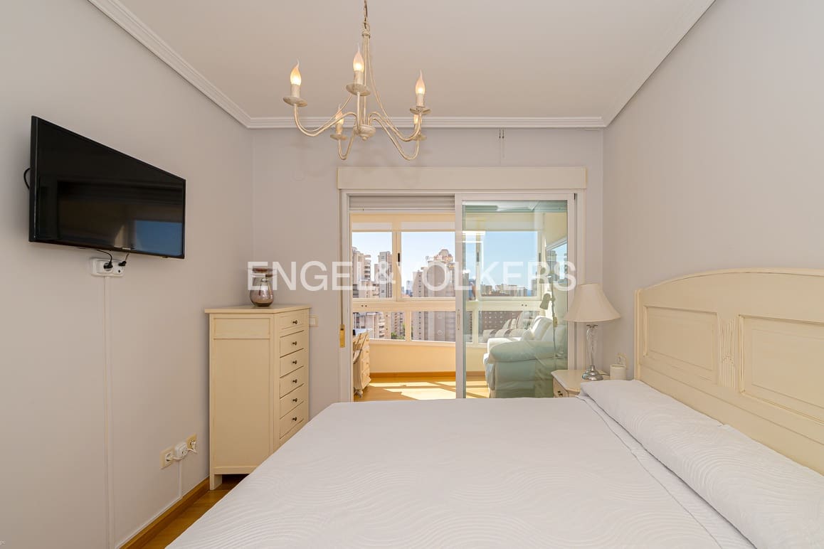 3 slaapkamer Appartement te koop in Benidorm met zwembad garage - € 330.000 (Ref: 9889303)