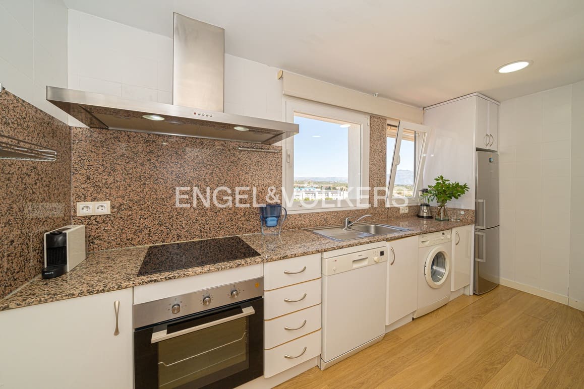 3 slaapkamer Appartement te koop in Benidorm met zwembad garage - € 330.000 (Ref: 9889303)