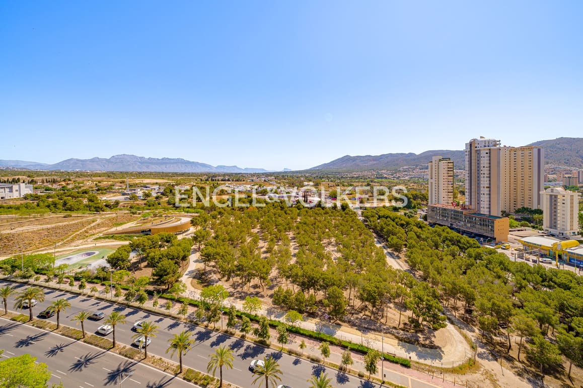 3 slaapkamer Appartement te koop in Benidorm met zwembad garage - € 330.000 (Ref: 9889303)