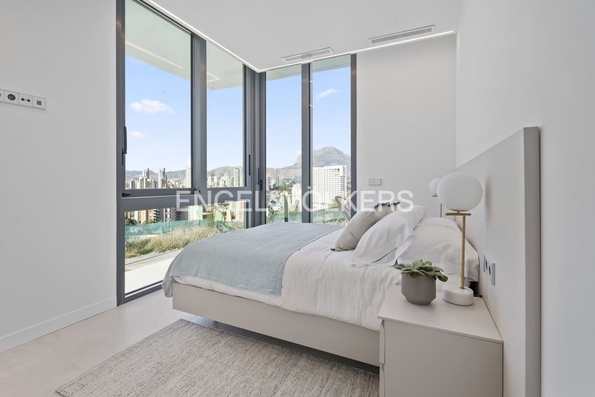 4 soveværelse Villa til salg i Benidorm med swimmingpool garage - € 3.200.000 (Ref: 9889447)