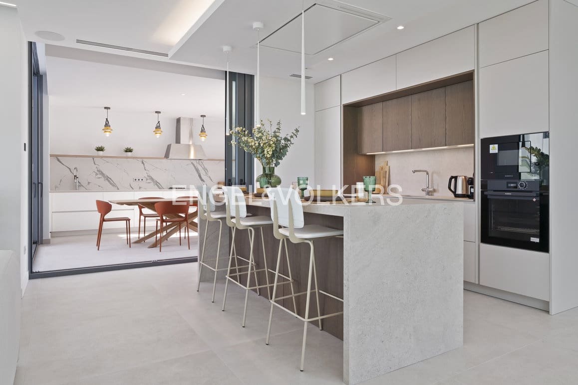 4 soveværelse Villa til salg i Benidorm med swimmingpool garage - € 3.200.000 (Ref: 9889447)
