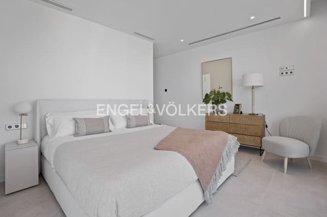 4 chambre Villa/Maison à vendre à Juzgados - Plaza de Toros, Benidorm avec piscine garage - 2 149 226 € (Ref: 9890680)