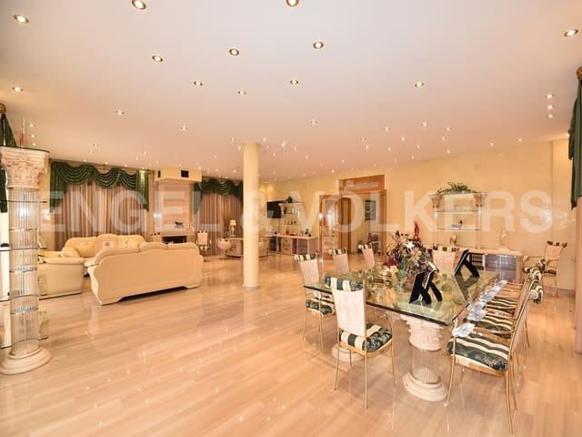 6 chambre Villa/Maison à vendre à Benidorm avec piscine garage - 1 350 000 € (Ref: 9895279)