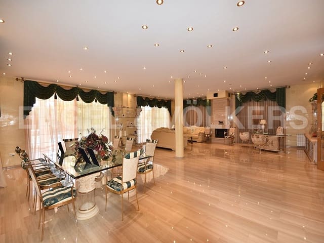 6 chambre Villa/Maison à vendre à Juzgados - Plaza de Toros, Benidorm avec piscine garage - 1 350 000 € (Ref: 9895279)