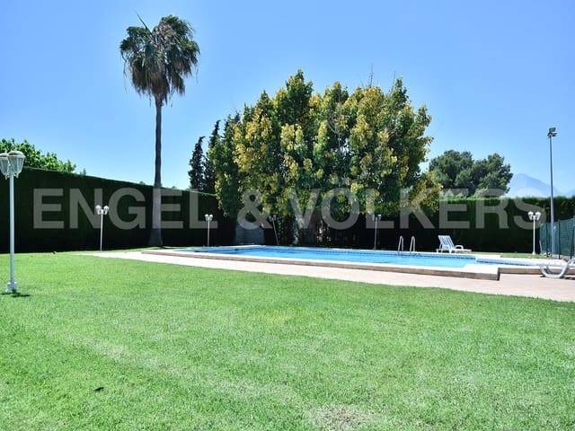 6 chambre Villa/Maison à vendre à Juzgados - Plaza de Toros, Benidorm avec piscine garage - 1 350 000 € (Ref: 9895279)