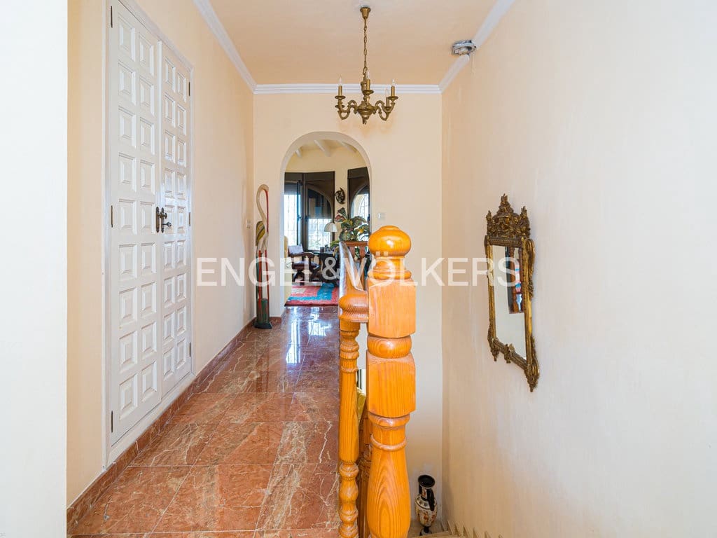 5 camera da letto Villa in vendita in Benidorm con piscina garage - 995.000 € (Rif: 9904954)