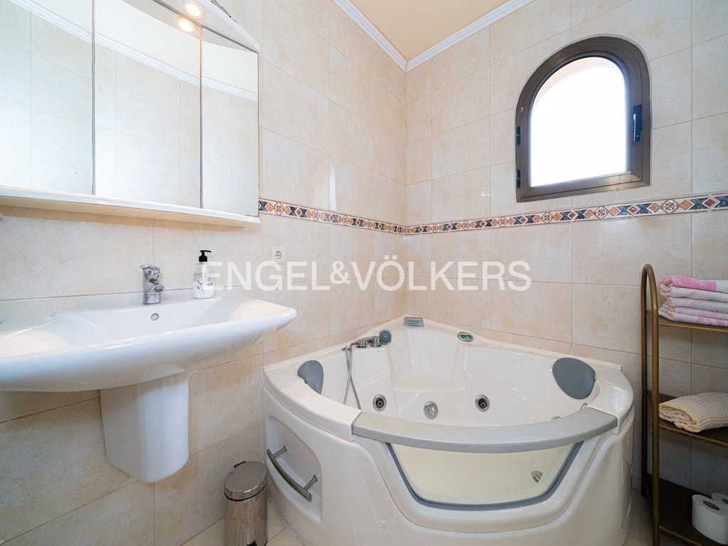 5 camera da letto Villa in vendita in Benidorm con piscina garage - 995.000 € (Rif: 9904954)