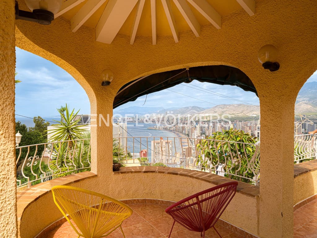 5 camera da letto Villa in vendita in Benidorm con piscina garage - 995.000 € (Rif: 9904954)