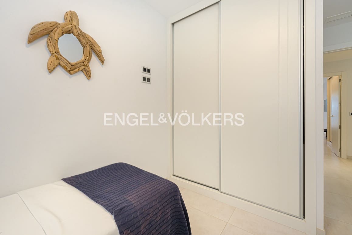 2 soveværelse Lejlighed til salg i Benidorm med swimmingpool garage - € 550.000 (Ref: 9905193)