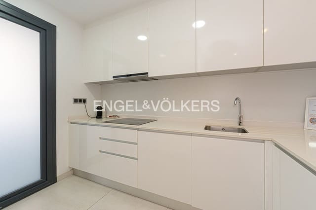 Apartamento de 2 habitaciones en Juzgados - Plaza de Toros, Benidorm en venta con piscina garaje - 550.000 € (Ref: 9905193)