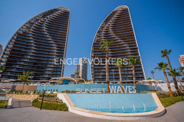 Apartamento de 2 habitaciones en Juzgados - Plaza de Toros, Benidorm en venta con piscina garaje - 550.000 € (Ref: 9905193)
