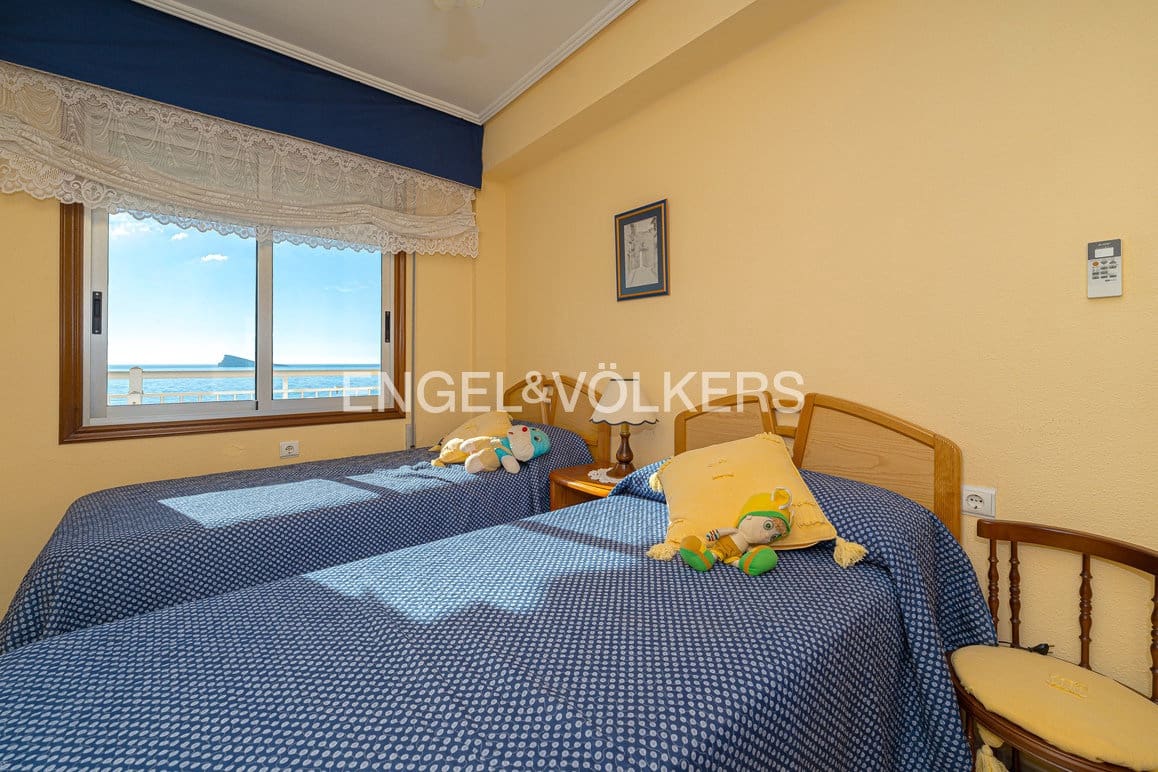 3 quarto Apartamento para venda em Benidorm - 515 000 € (Ref: 9918909)