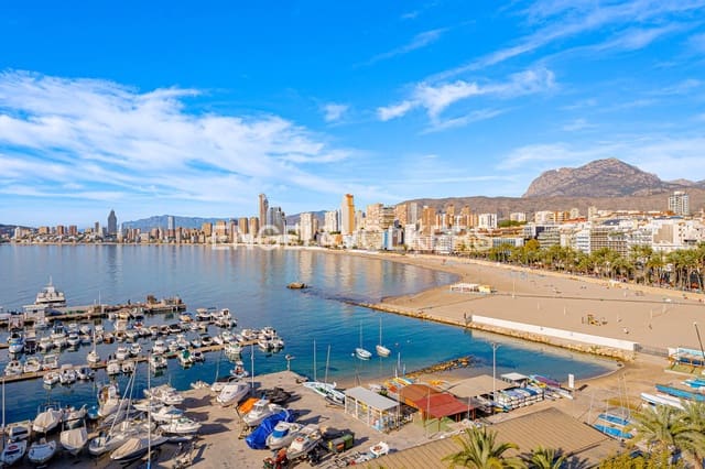 3 Zimmer Apartment zu verkaufen in Juzgados - Plaza de Toros, Benidorm - 536.500 € (Ref: 9918909)