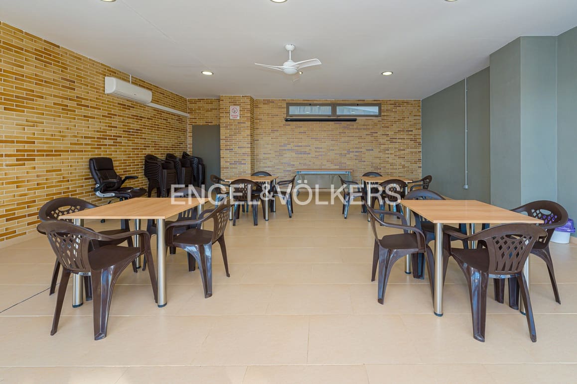 2 Zimmer Apartment zu vermieten in La Villajoyosa / Vila Joiosa mit Pool Garage - 1.250 € (Ref: 9919012)