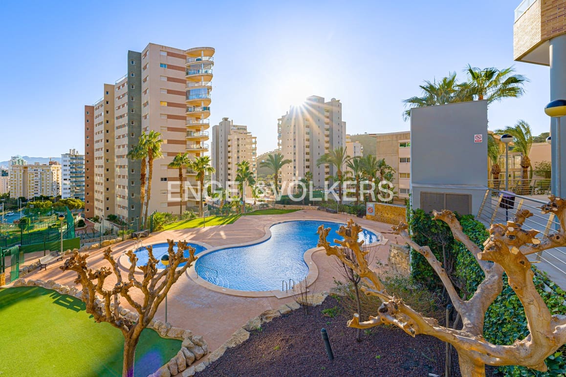 2 Zimmer Apartment zu vermieten in La Villajoyosa / Vila Joiosa mit Pool Garage - 1.250 € (Ref: 9919012)