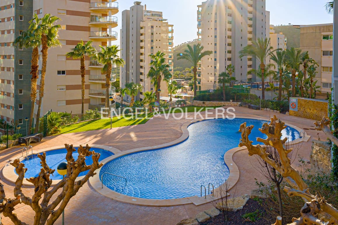 2 Zimmer Apartment zu vermieten in La Villajoyosa / Vila Joiosa mit Pool Garage - 1.250 € (Ref: 9919012)