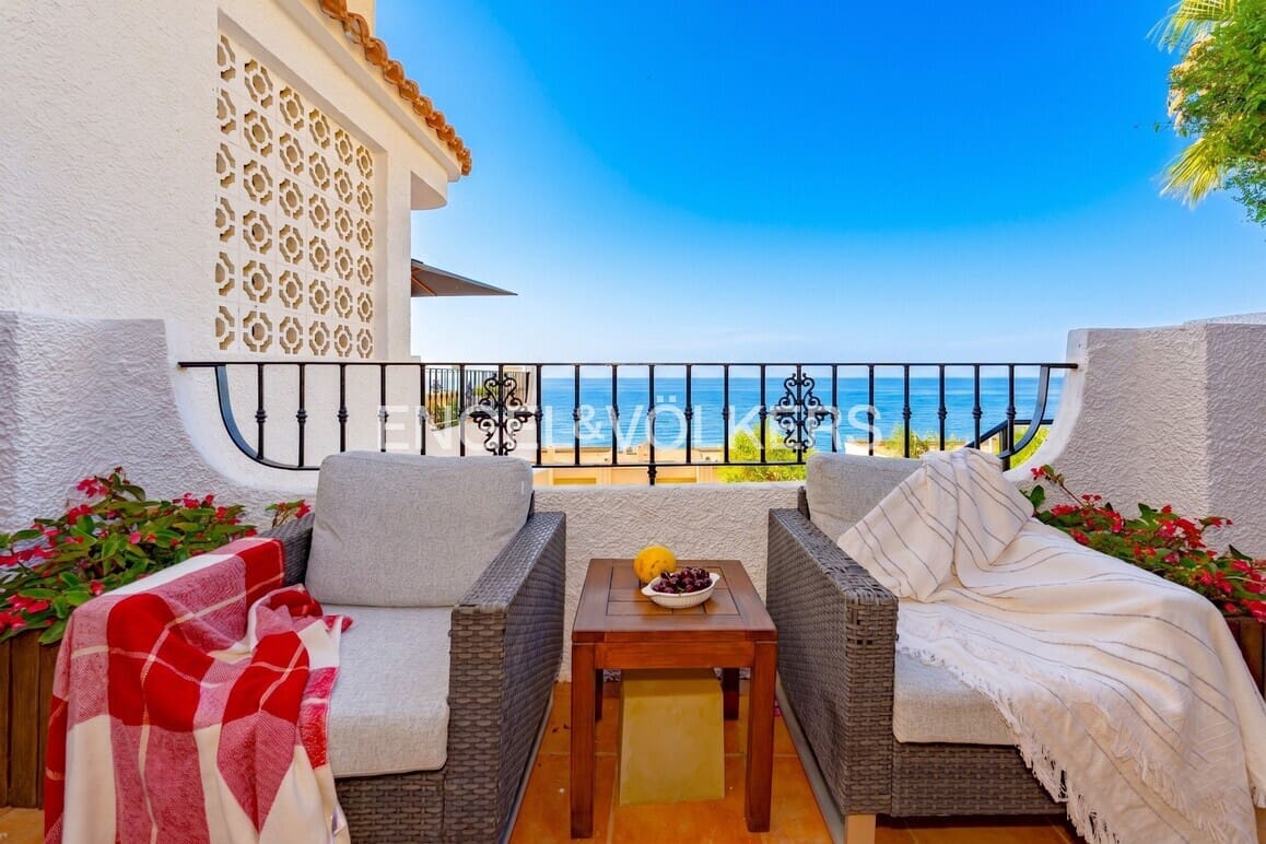 6 soverom Villa til salgs i La Villajoyosa / Vila Joiosa med svømmebasseng garasje - € 695 000 (Ref: 9919013)
