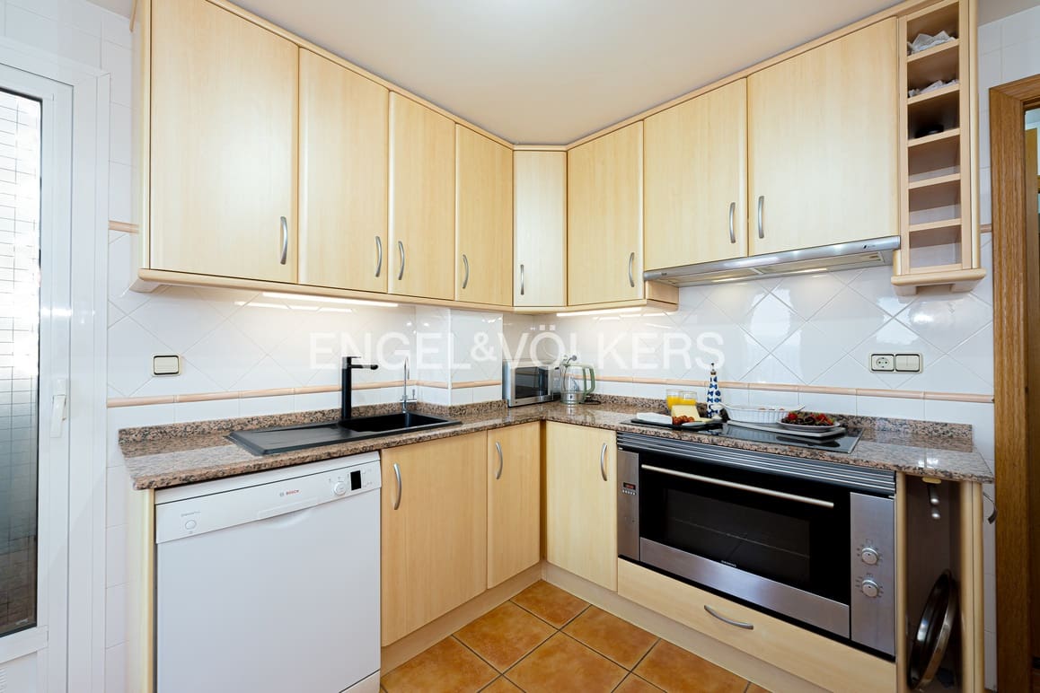 6 soverom Villa til salgs i La Villajoyosa / Vila Joiosa med svømmebasseng garasje - € 695 000 (Ref: 9919013)