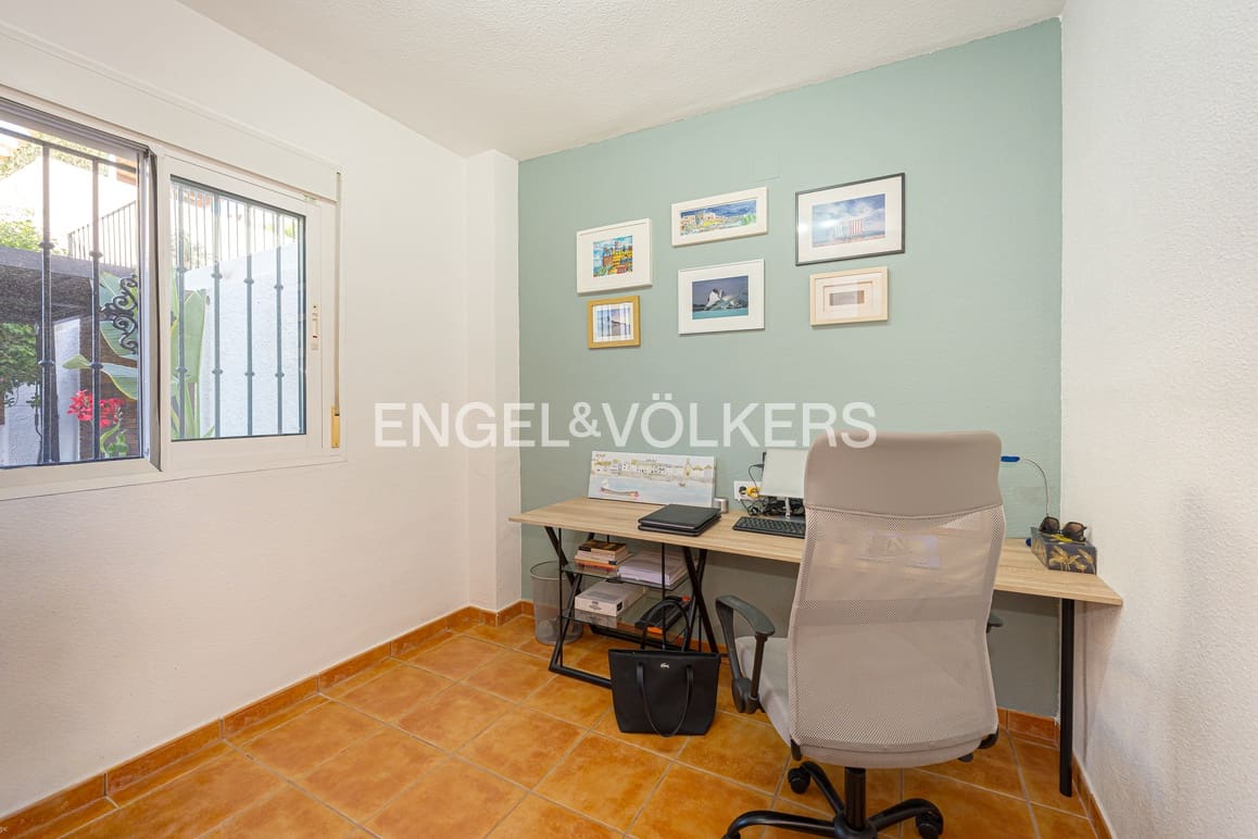 6 soverom Villa til salgs i La Villajoyosa / Vila Joiosa med svømmebasseng garasje - € 695 000 (Ref: 9919013)