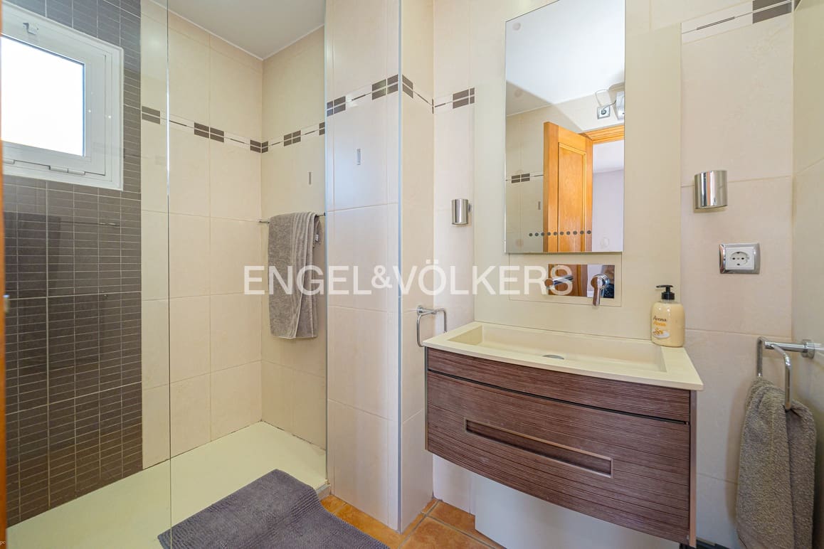 6 soverom Villa til salgs i La Villajoyosa / Vila Joiosa med svømmebasseng garasje - € 695 000 (Ref: 9919013)