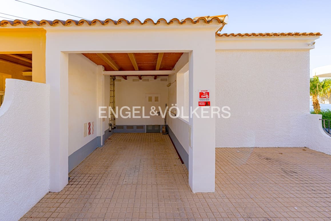 6 soverom Villa til salgs i La Villajoyosa / Vila Joiosa med svømmebasseng garasje - € 695 000 (Ref: 9919013)