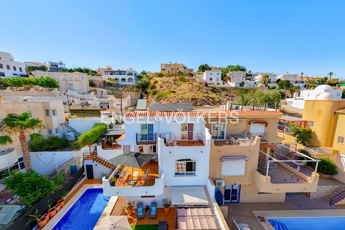 6 soverom Villa til salgs i La Villajoyosa / Vila Joiosa med svømmebasseng garasje - € 695 000 (Ref: 9919013)