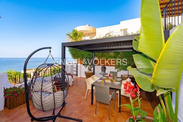 6 Zimmer Villa zu verkaufen in Centro Urbano, La Villajoyosa / Vila Joiosa mit Pool Garage - 695.000 € (Ref: 9919013)