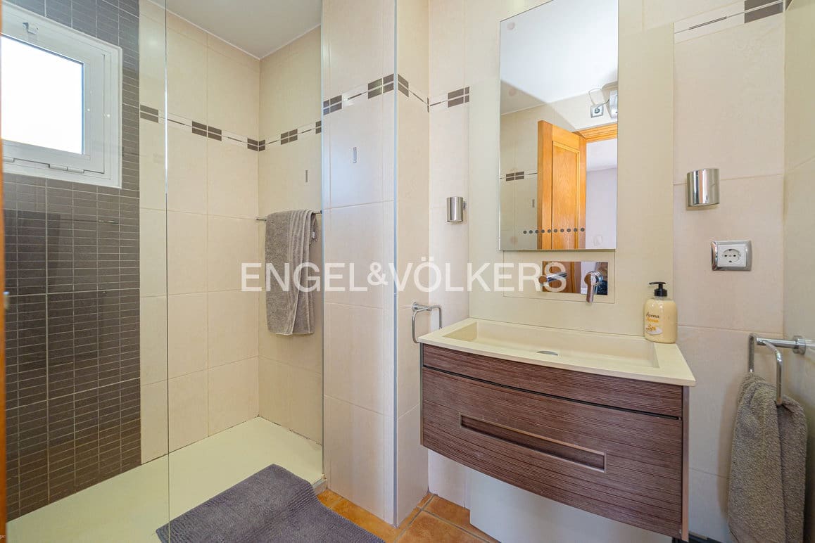6 bedroom Villa for sale in La Villajoyosa / Vila Joiosa with pool garage - € 695,000 (Ref: 9919013)