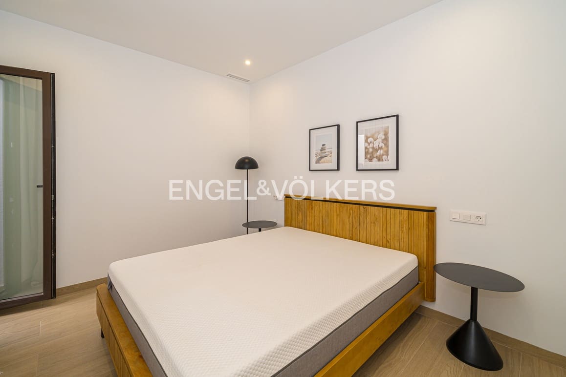 5 sypialnia Willa na sprzedaż w Finestrat z basenem garażem - 895 000 € (Ref: 9932297)