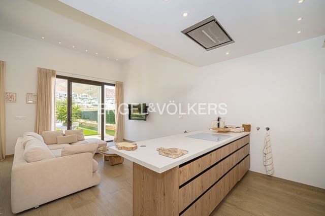 5 Zimmer Villa zu verkaufen in Finestrat Pueblo, Finestrat mit Pool Garage - 895.000 € (Ref: 9932297)