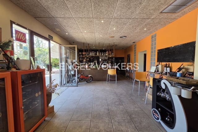 Commercial for sale in Juzgados - Plaza de Toros, Benidorm - € 800,000 (Ref: 9935128)
