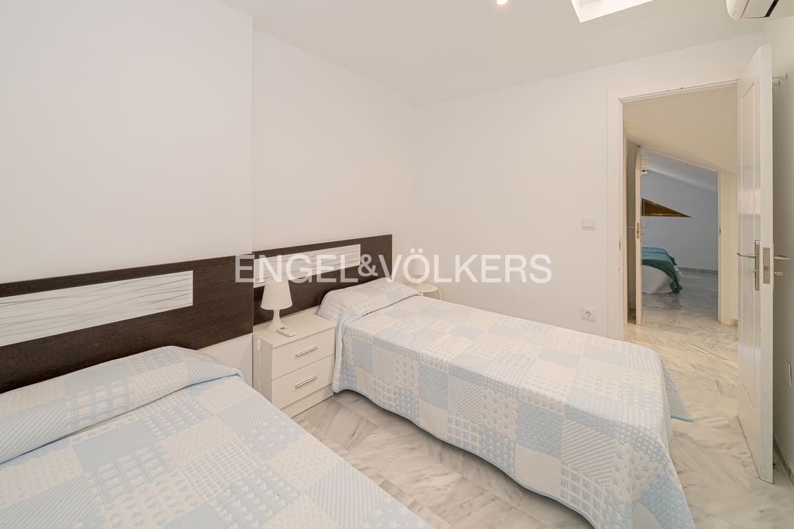 2 camera da letto Attico in vendita in Benidorm con piscina garage - 340.000 € (Rif: 9936704)