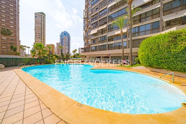 2 soverom Penthouse til salgs i Benidorm med svømmebasseng garasje - € 340 000 (Ref: 9936704)