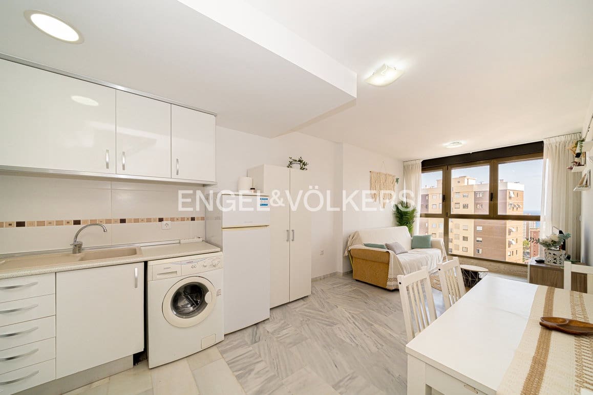 2 chambre Penthouse à vendre à Benidorm avec piscine garage - 340 000 € (Ref: 9936704)