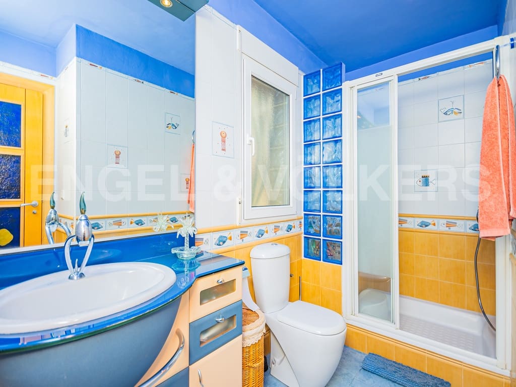 5 bedroom Villa for sale in Benidorm with pool garage - € 800,000 (Ref: 9938912)