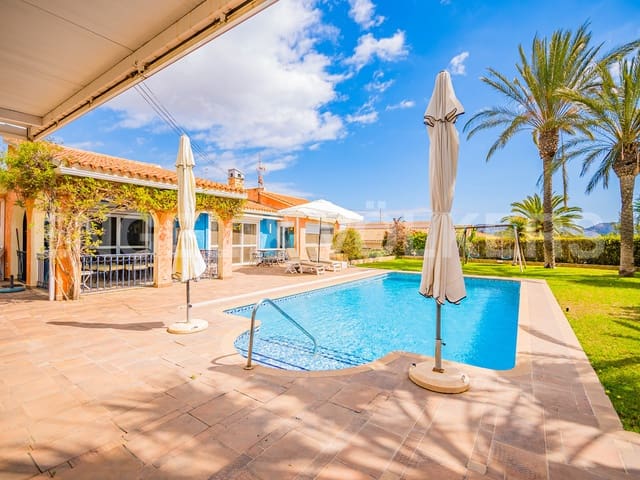 5 Zimmer Villa zu verkaufen in Benidorm mit Pool Garage - 800.000 € (Ref: 9938912)